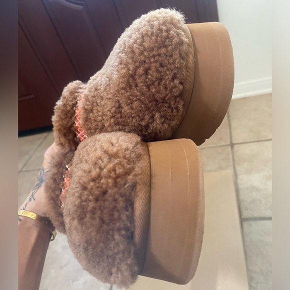 Sold! Not available! UGG NWB Taz Platform Braid Chestnut Sz10 Pink Leopard Socks - Picture 10 of 14